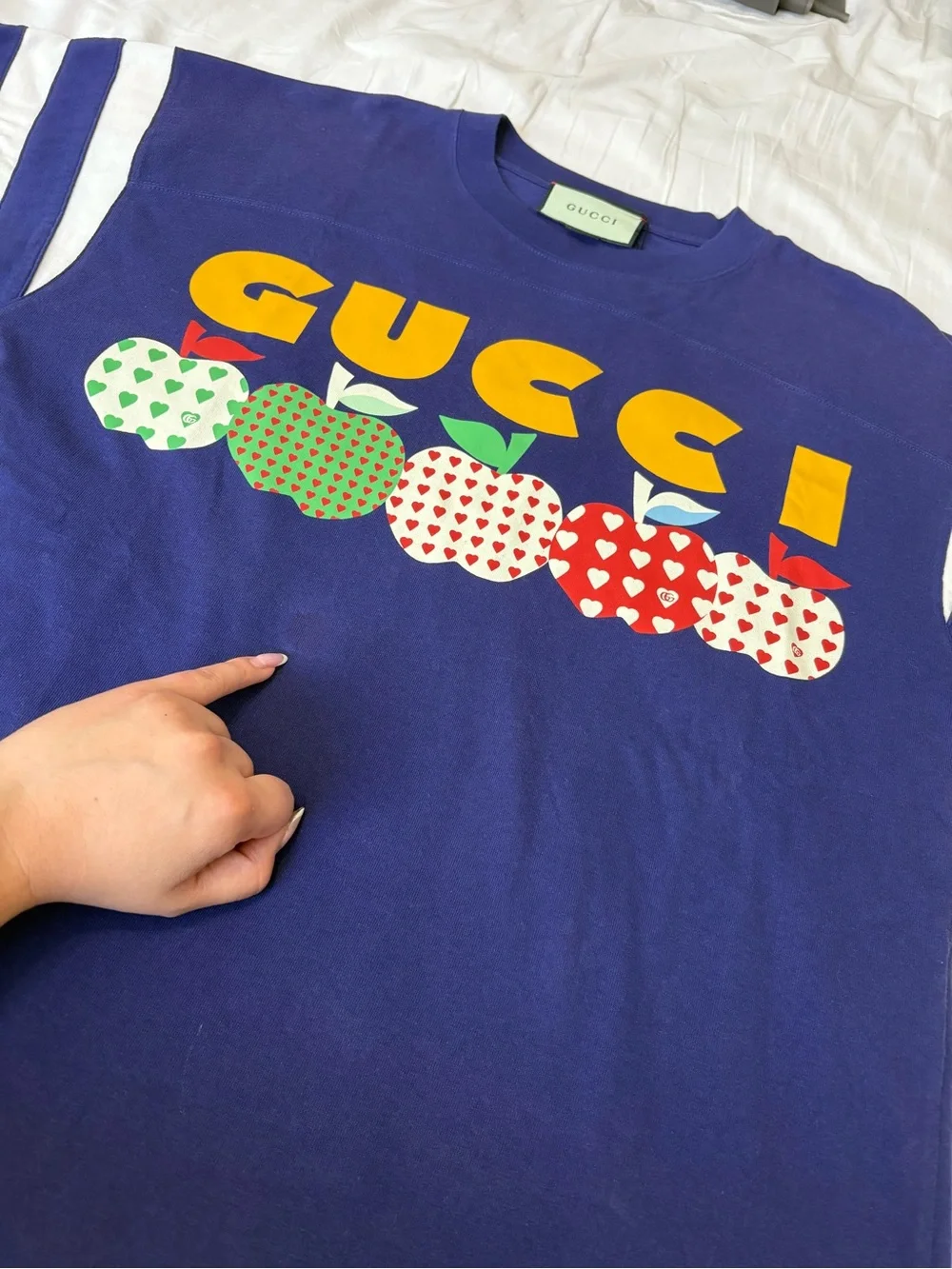 GUCCI FW21 Apple Tee